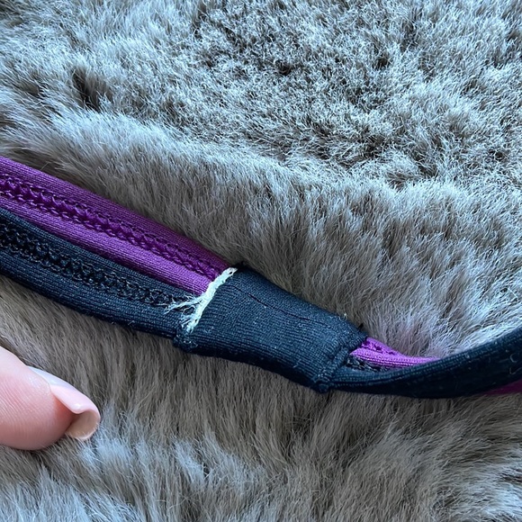 Lululemon DANCE Headband - Picture 3 of 5